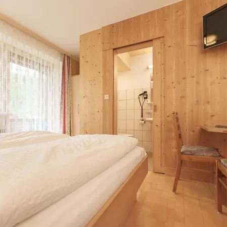 Gaestehaus Scheiber Homestay Solden